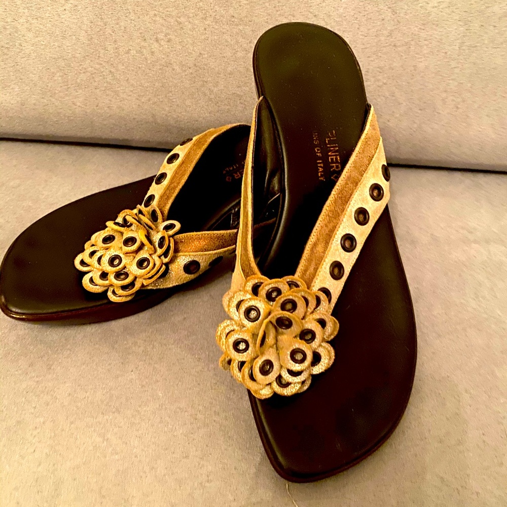 Donald J. Pliner | Black & Brown Flip Flop Style Sandals | Women's Size 7